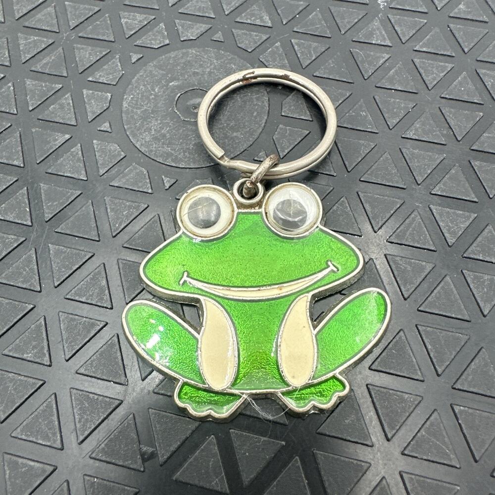 Vintage Frog Keychain Glitter Shiny Enamel on Metal Keyring Retro KeyTag